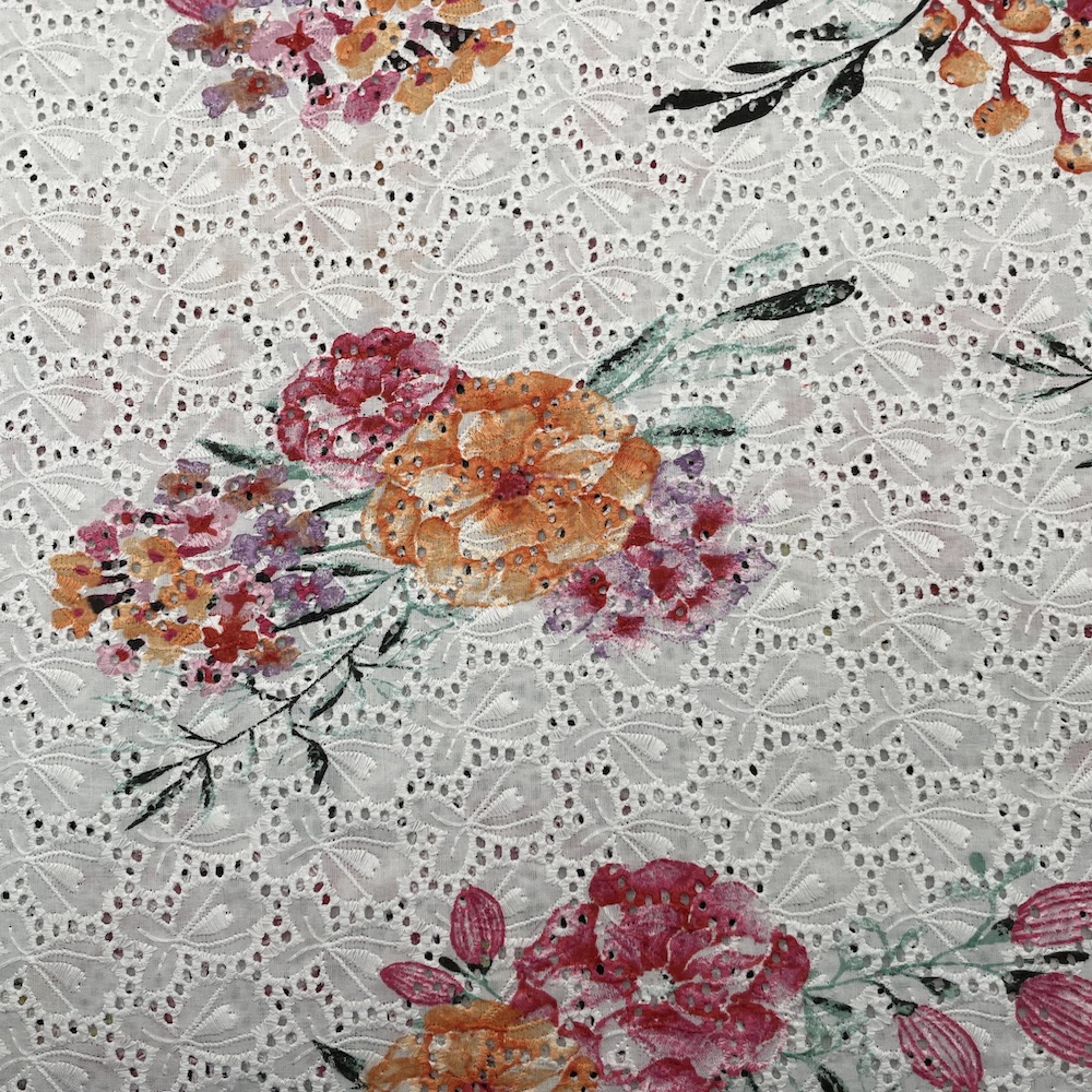 FLORAL_PRINT_EMBROIDERY_2